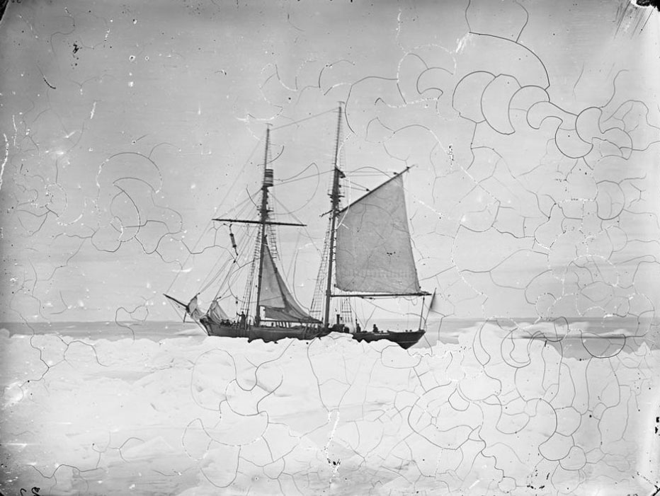 На краю ледяного поля во время работы с аппаратом Экмана и другими глубоководными инструментами